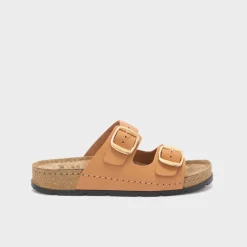 bora 2 buckles