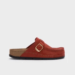 bora moccasin