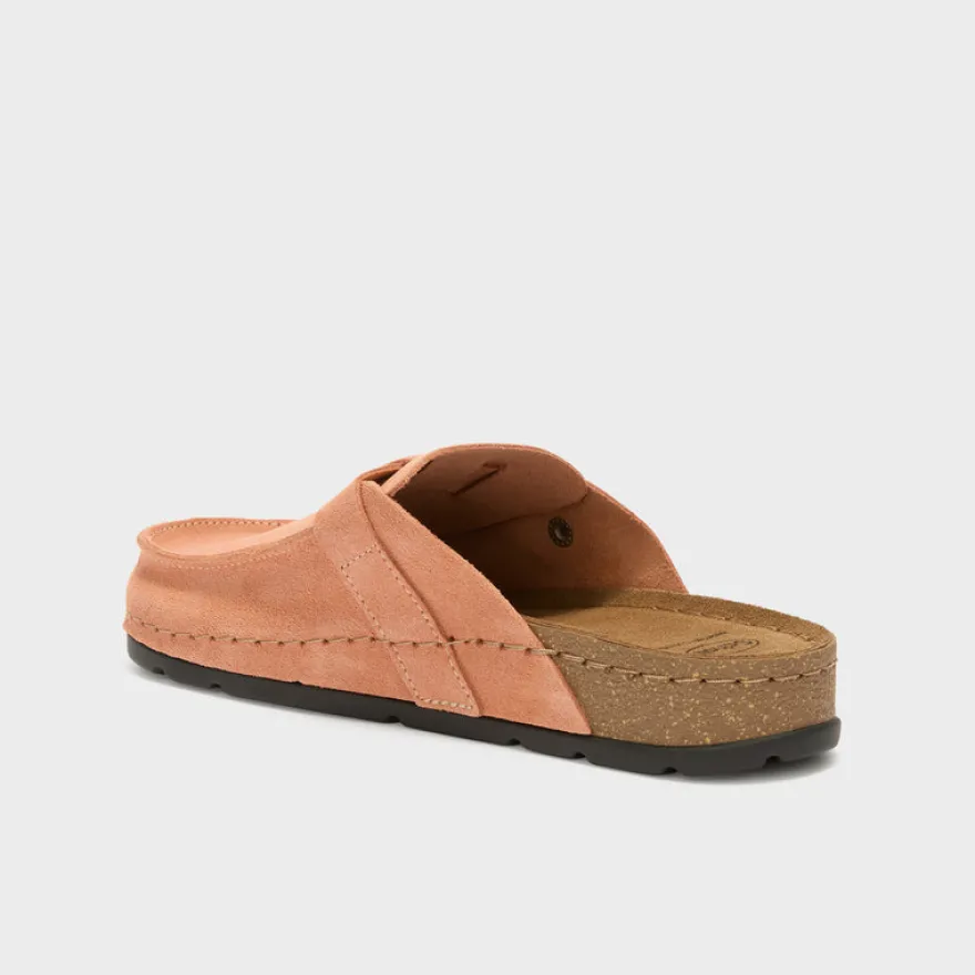 bora moccasin