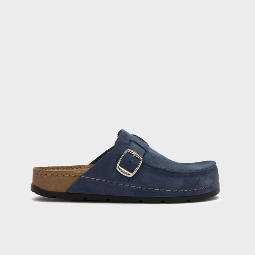 bora moccasin
