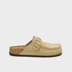 bora moccasin