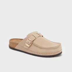 bora moccasin