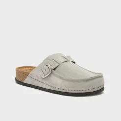 bora moccasin