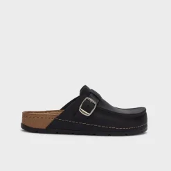 bora moccasin