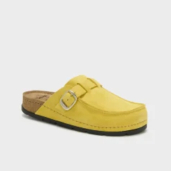 bora moccasin