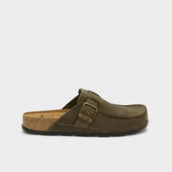 bora moccasin man