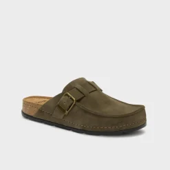 bora moccasin man