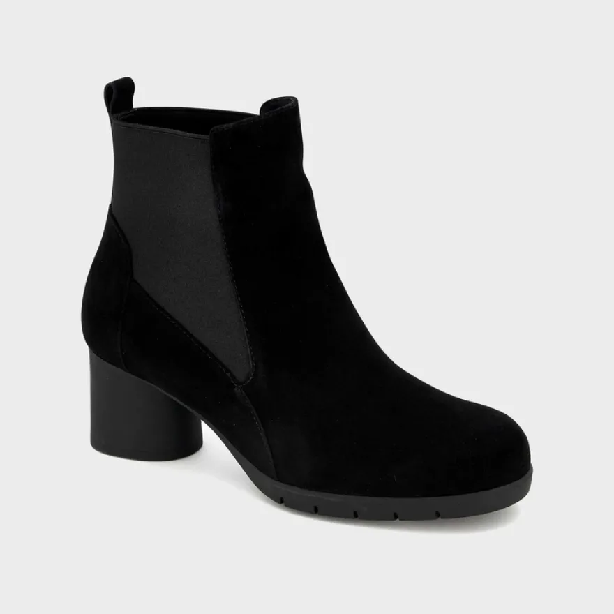 elodie ankle boot