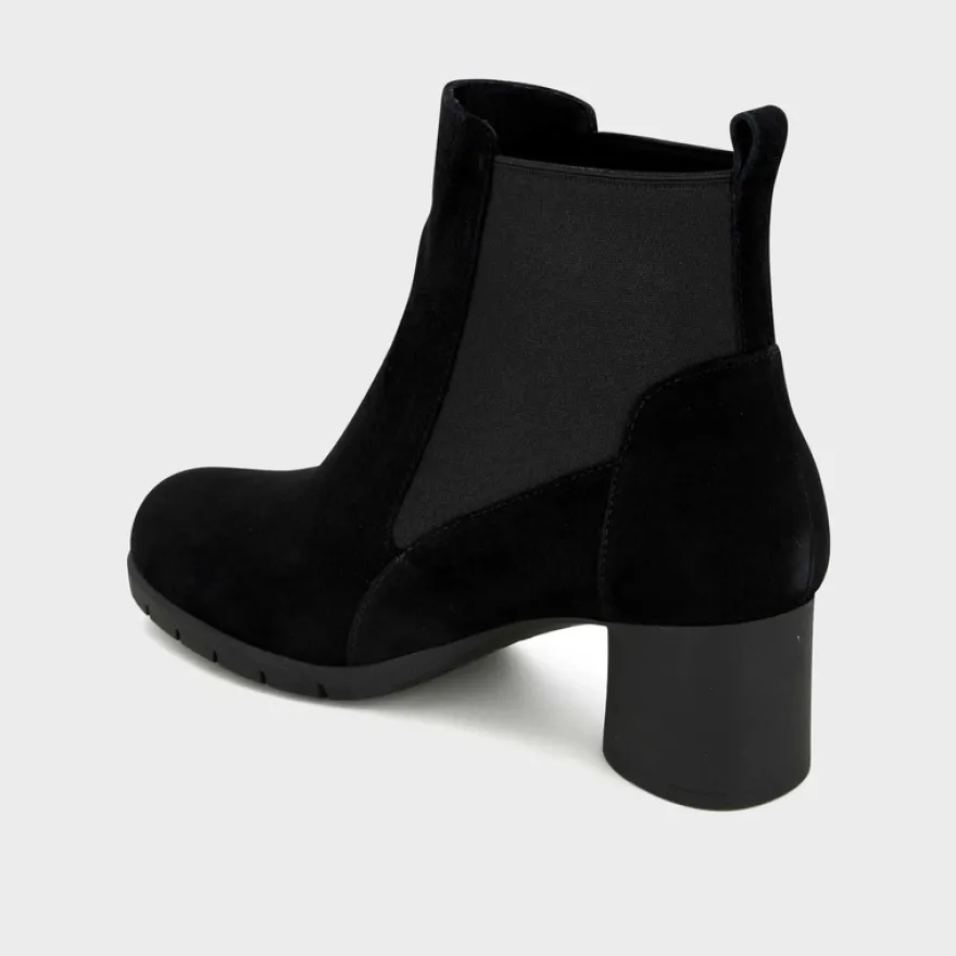 elodie ankle boot