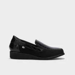 fara slip on