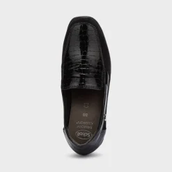 fara slip on